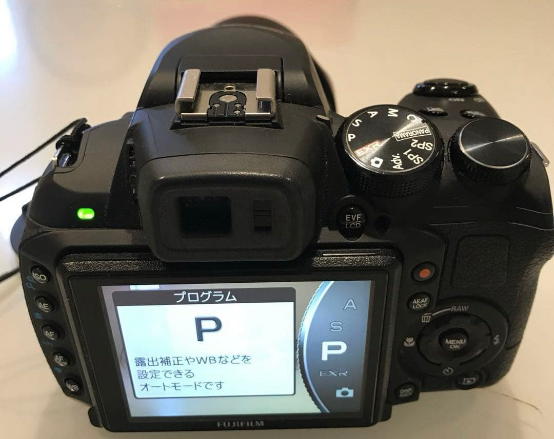 FUJI FILM デジタルカメラ　FINEPIX HS20EXR