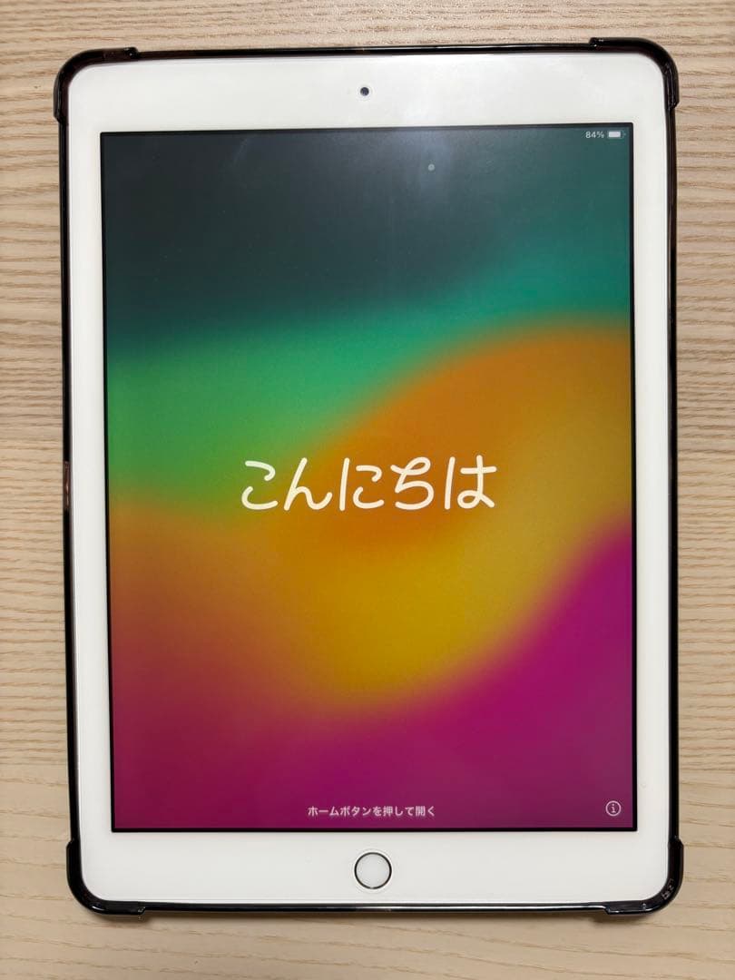極美品 iPad 第6世代 32GB シルバー Wi-Fi