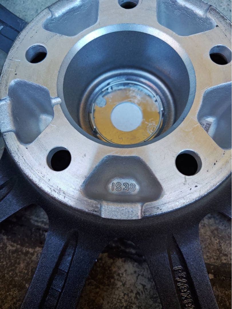 TOYOTA VOXY 16インチ スタッドレス　ホイール4本セット　美品