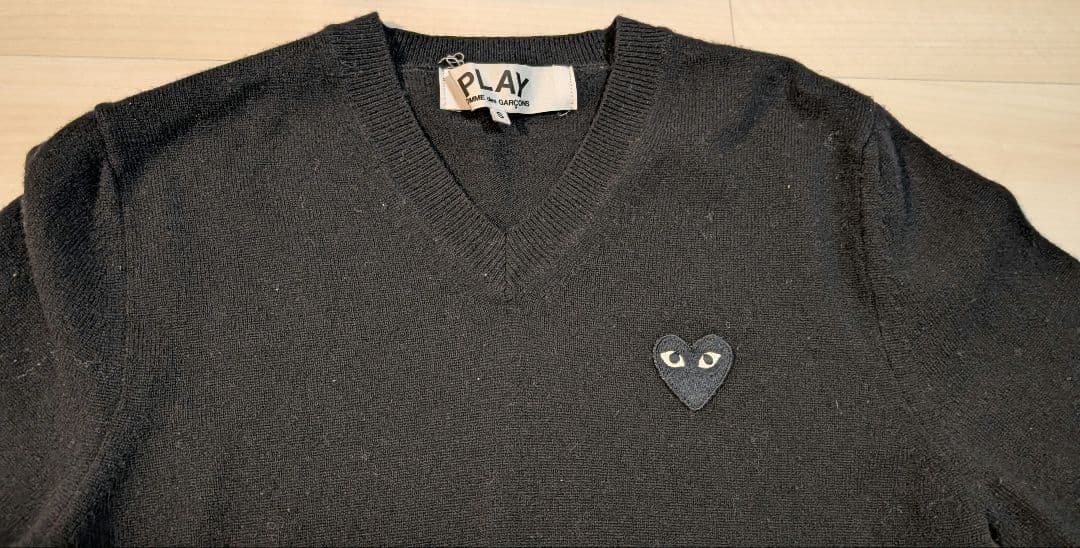 PLAY COMME des GARÇONS ブラック Vネックセーター S