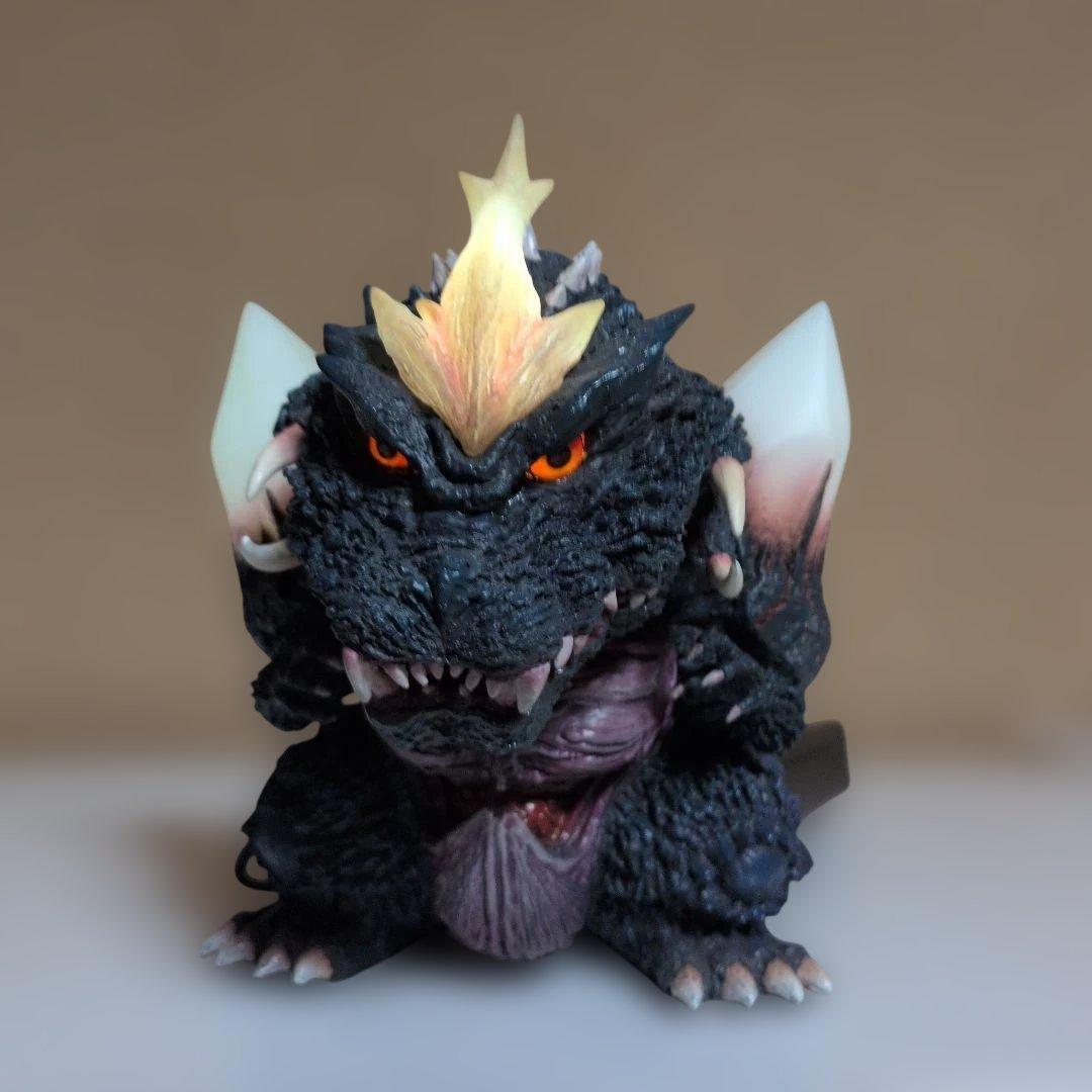 デフォリアル、スペースゴジラ少年リック限定