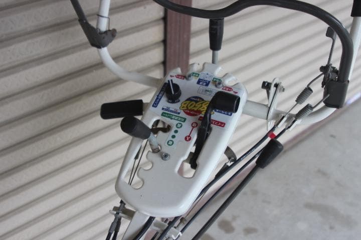 草刈機　オーレック　スパイダーモアー　SP850B　4WD　爪新品　斜面刈