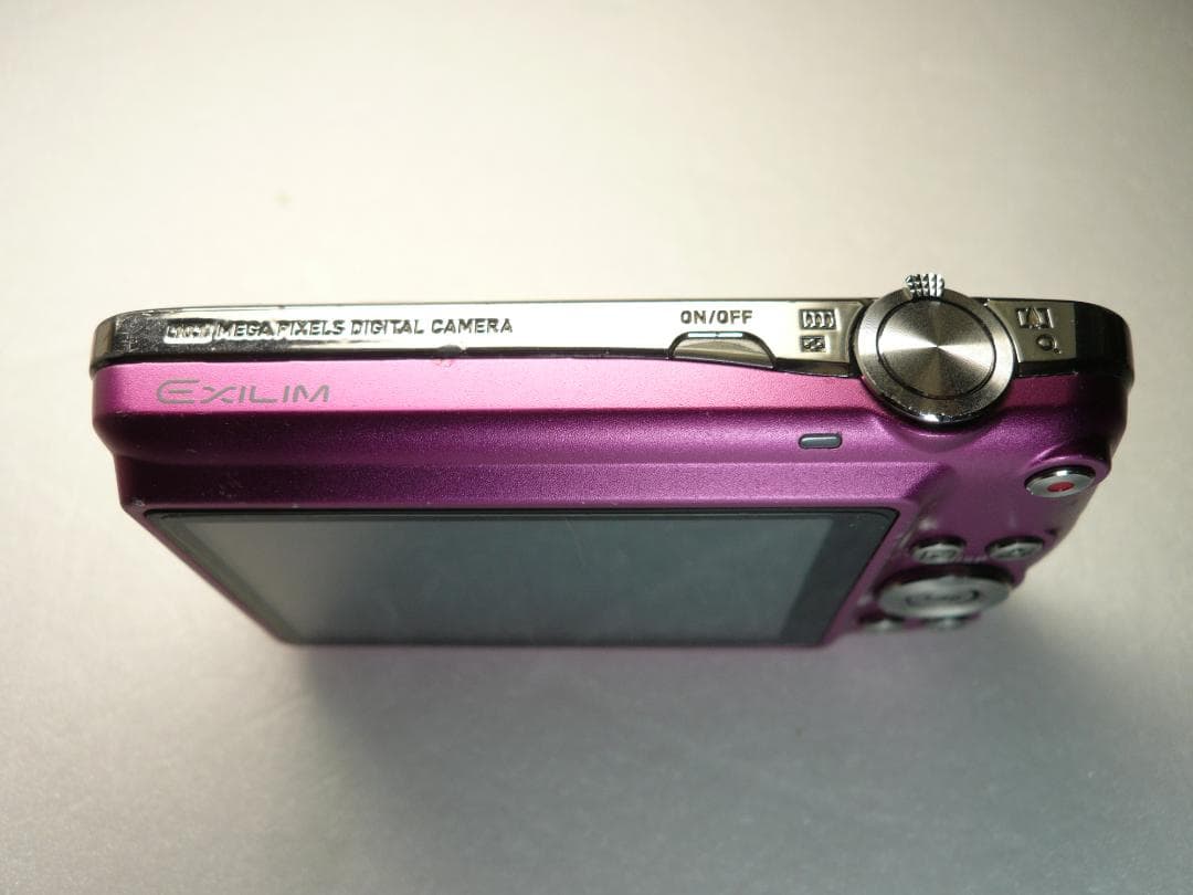 CASIO★EX-Z1⭕️安心の実働品❤️お洒落な機種★1010万画素★光学3倍