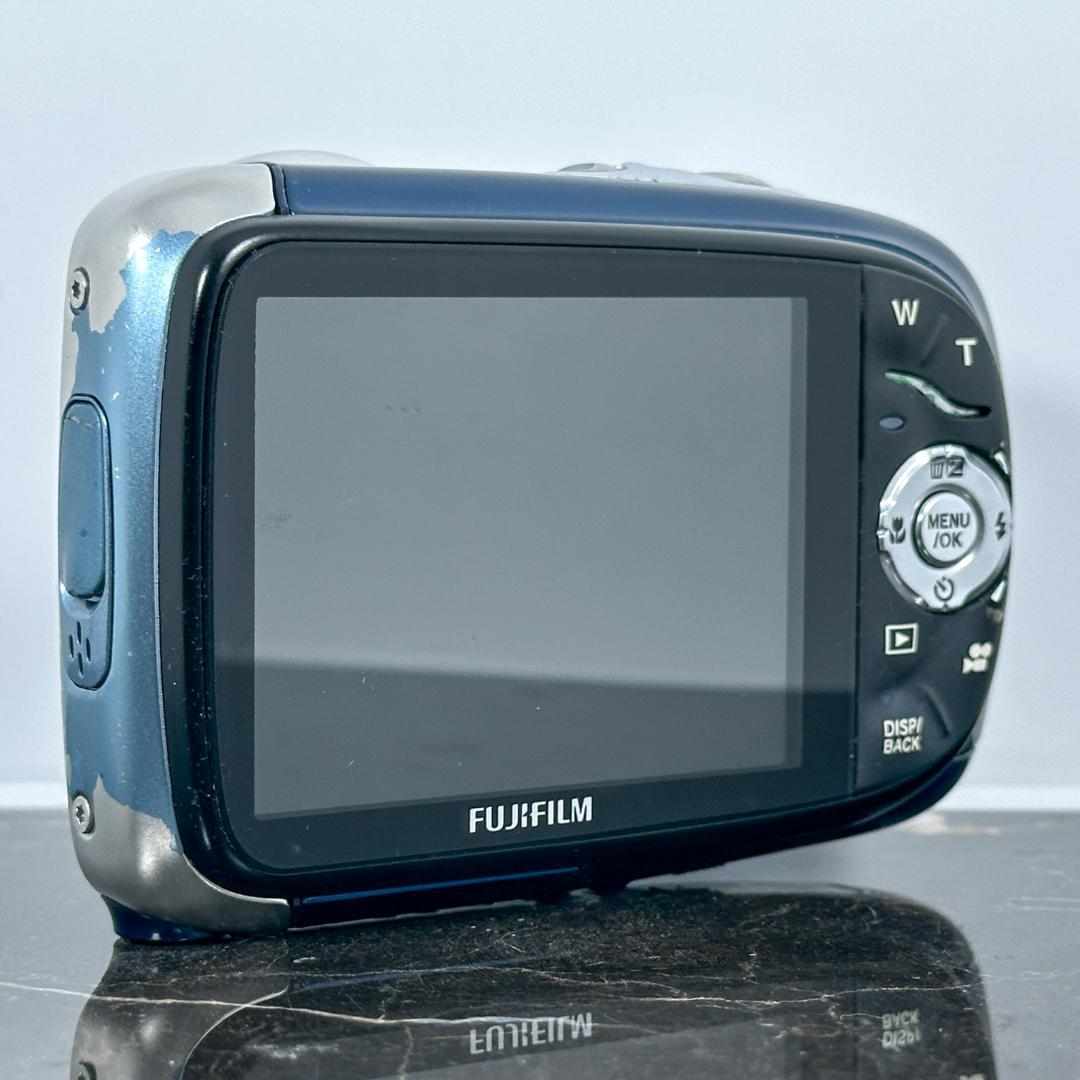 FUJIFILM フジフィルム FINEPIX XP10