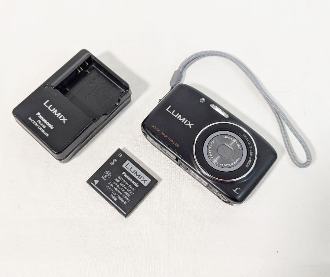 【美品】Panasonic LUMIX DMC-S2 コンパクトデジタルカメラ
