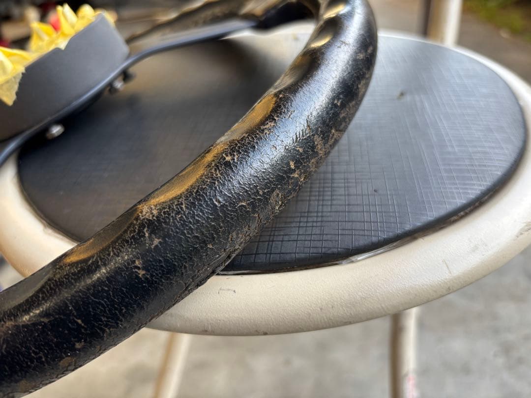 リ*エ様 Nardi 3スポーク ステアリング ブラック