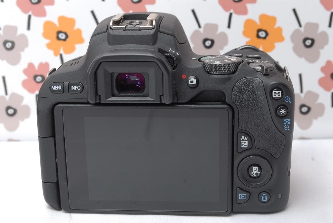 ❤Canon kiss X9❤一眼レフカメラ❤手ぶれ補正標準＆超望遠❤スマホ転送
