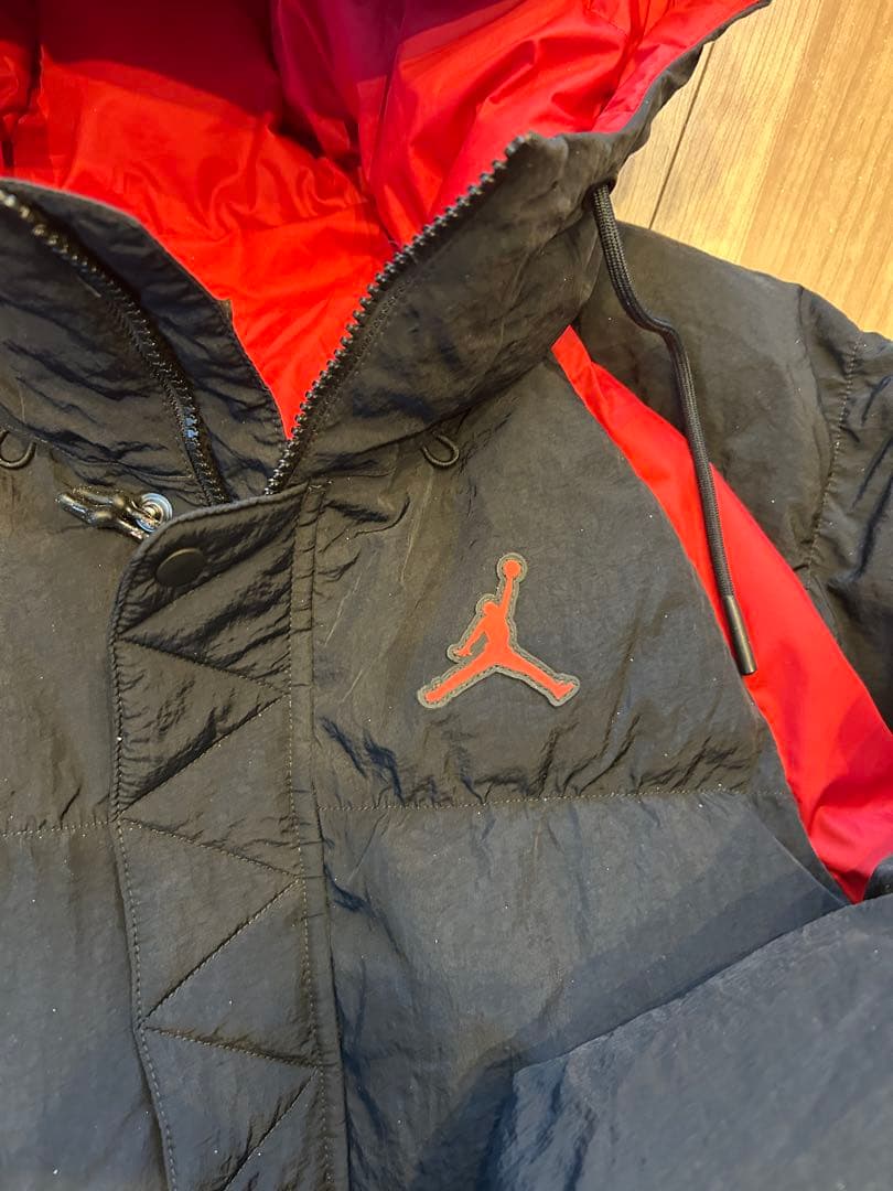 美品　Jordan ダウンジャケット XL 黒/赤　貴重なXL