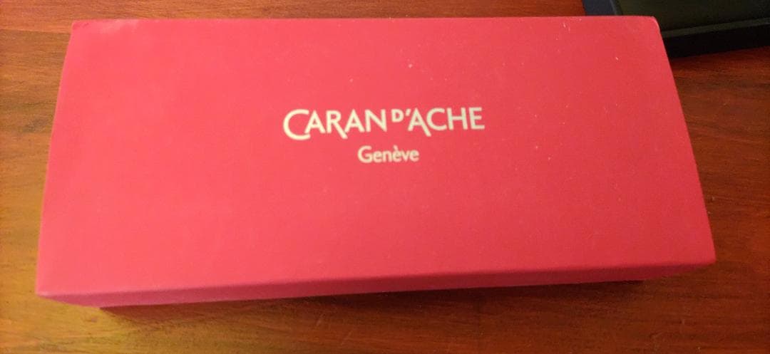 CARAN D'ACHE ボールペン本体 シルバー