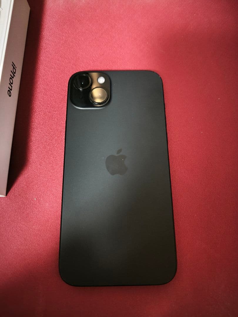 【美品】Apple iPhone 15 Plus 256GB ブラック おまけ付