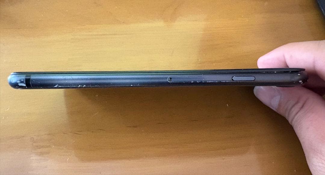 ぽ*よ様 iPhone SE （第2世代）