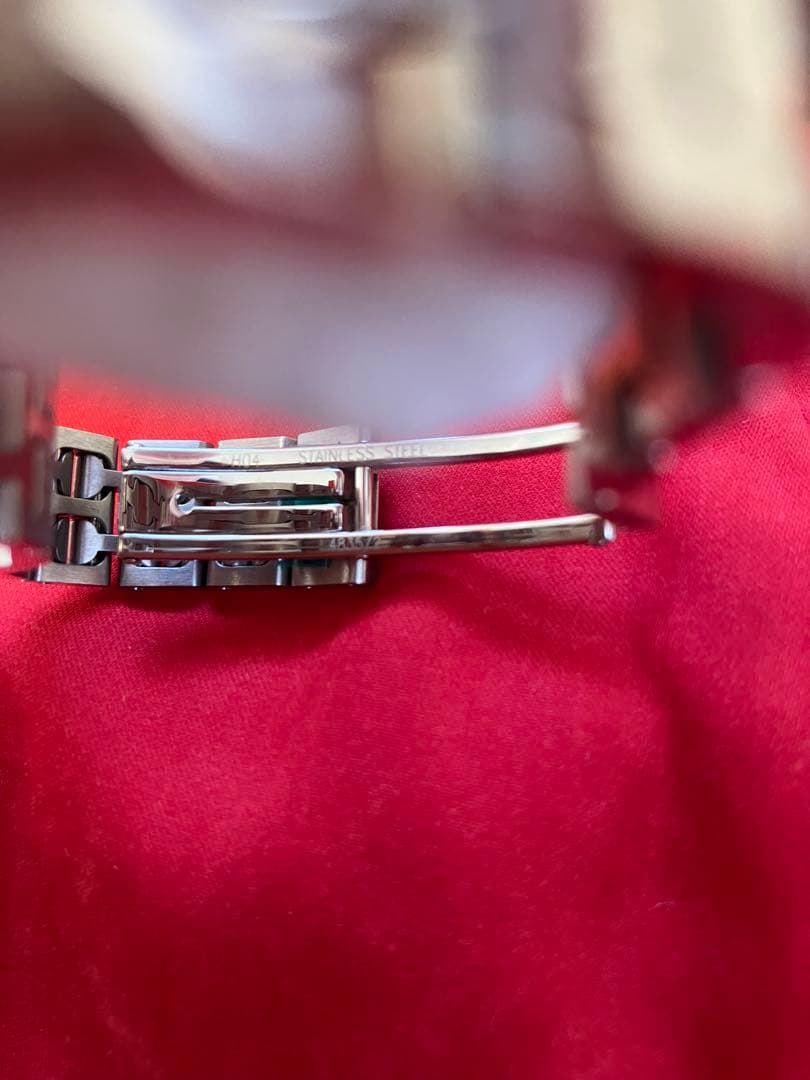 雑貨ショップ【HERMES】エルメス Hウォッチ ベゼルダイヤ　ピンク