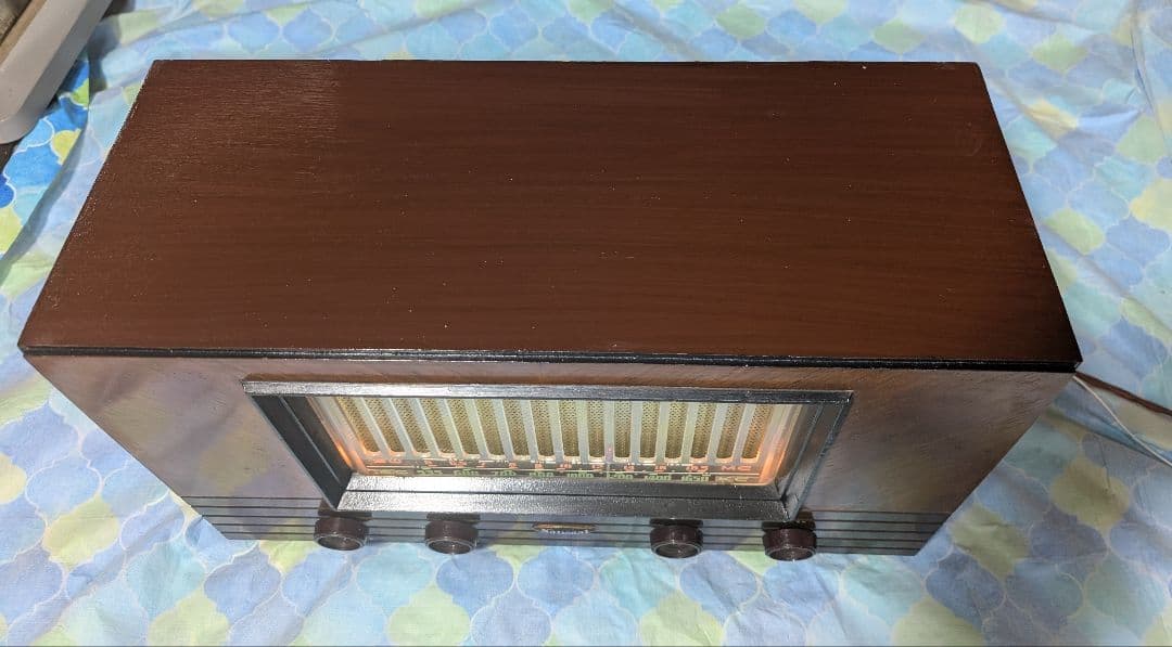 昭和家族団らんレトロ真空管ラジオ2バンド　 bluetooth付　ホームラジオ