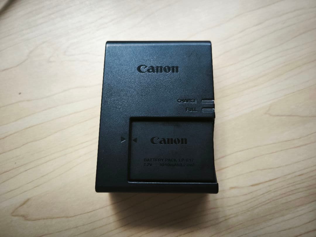 Canon EOS M3 レンズキット 15-45mm ブラック