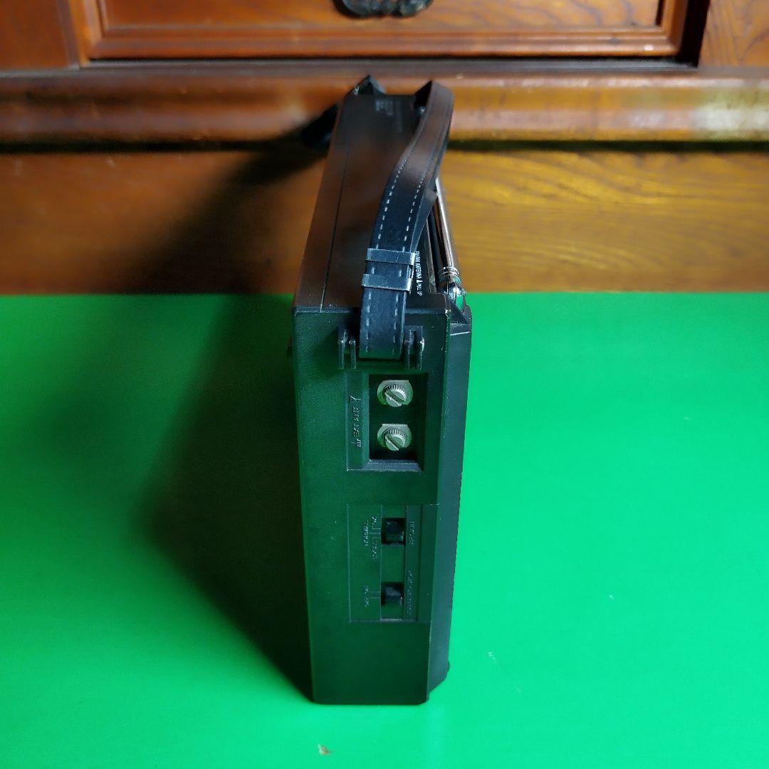 SONY　シンセ チューニング ラジオ　ICF-2001　ジャンク扱い