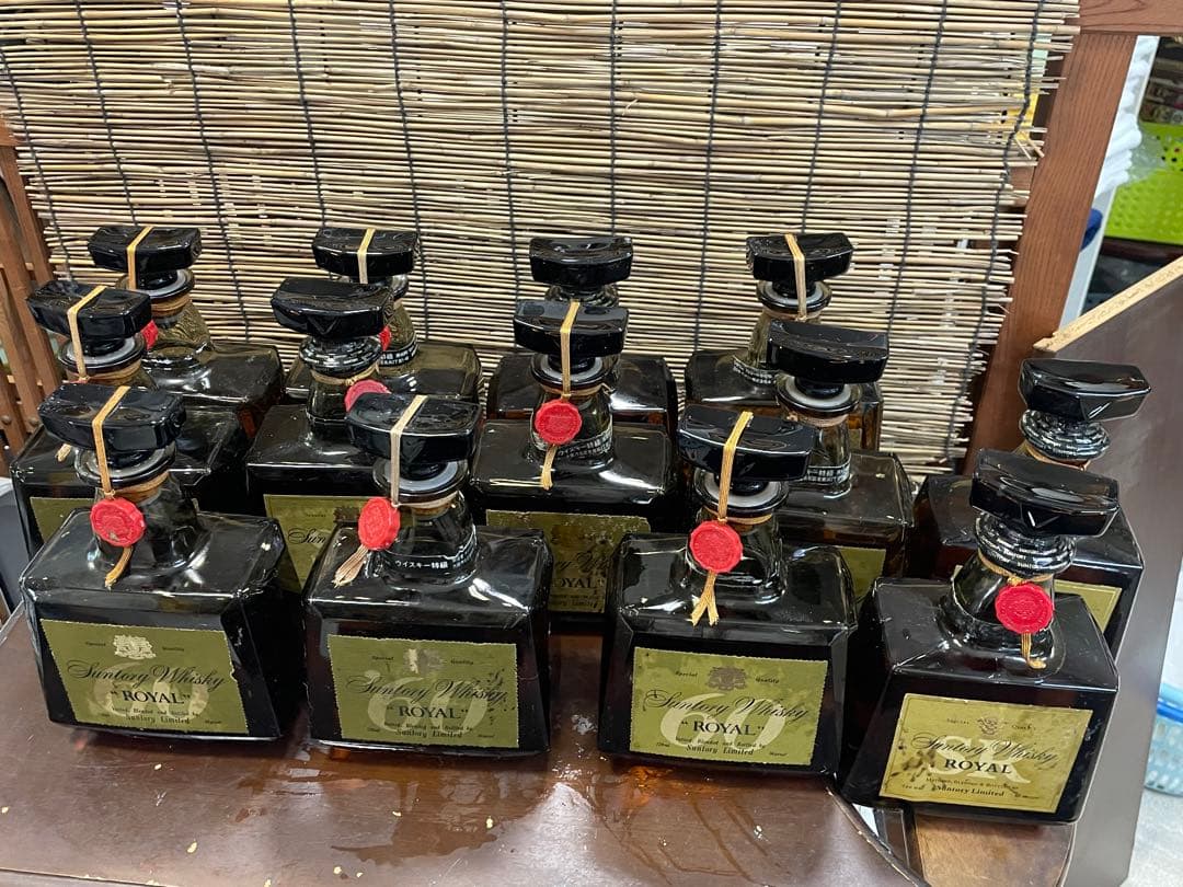 超超珍品貴重　サントリーローヤル　１３本　ヴィンテージ　大値引きします