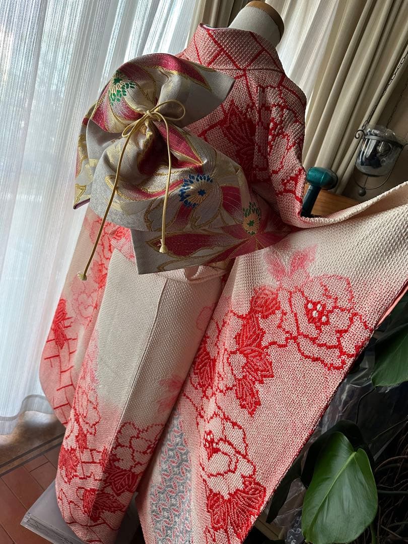 여 振袖フルセット 総絞り 赤×アイボリー