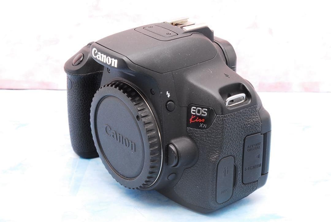 ★キャノン Kiss X7i★超望遠＆高性能★一眼レフカメラ★バッグ付♪