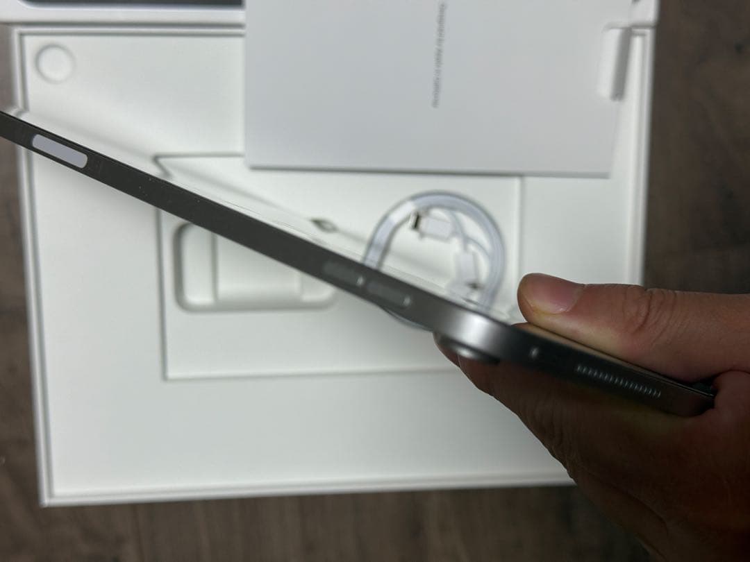 iPad pro 12.9インチ　第3世代　シルバー256gb