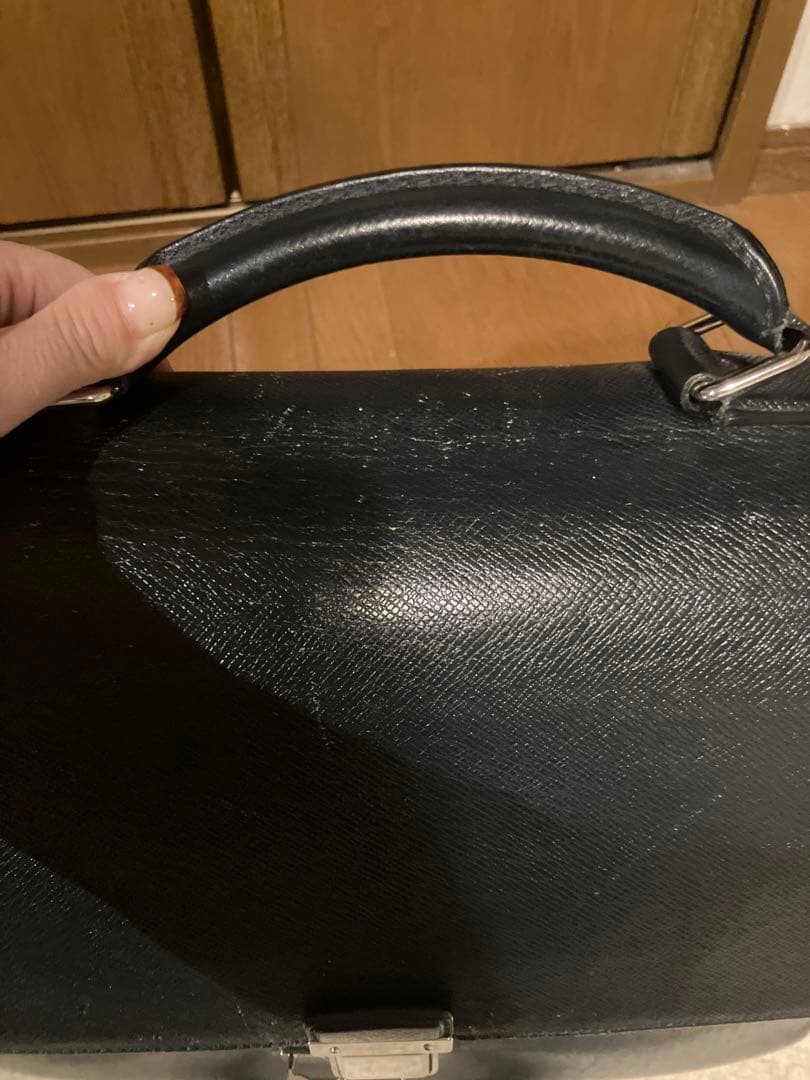 LOUIS VUITTON ルイヴィトン ビジネスバッグ フラップ式