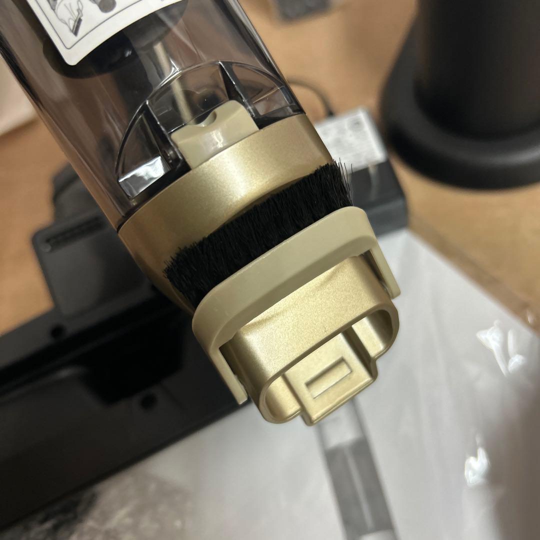 美品！インビクタス ワン コードレスクリーナー