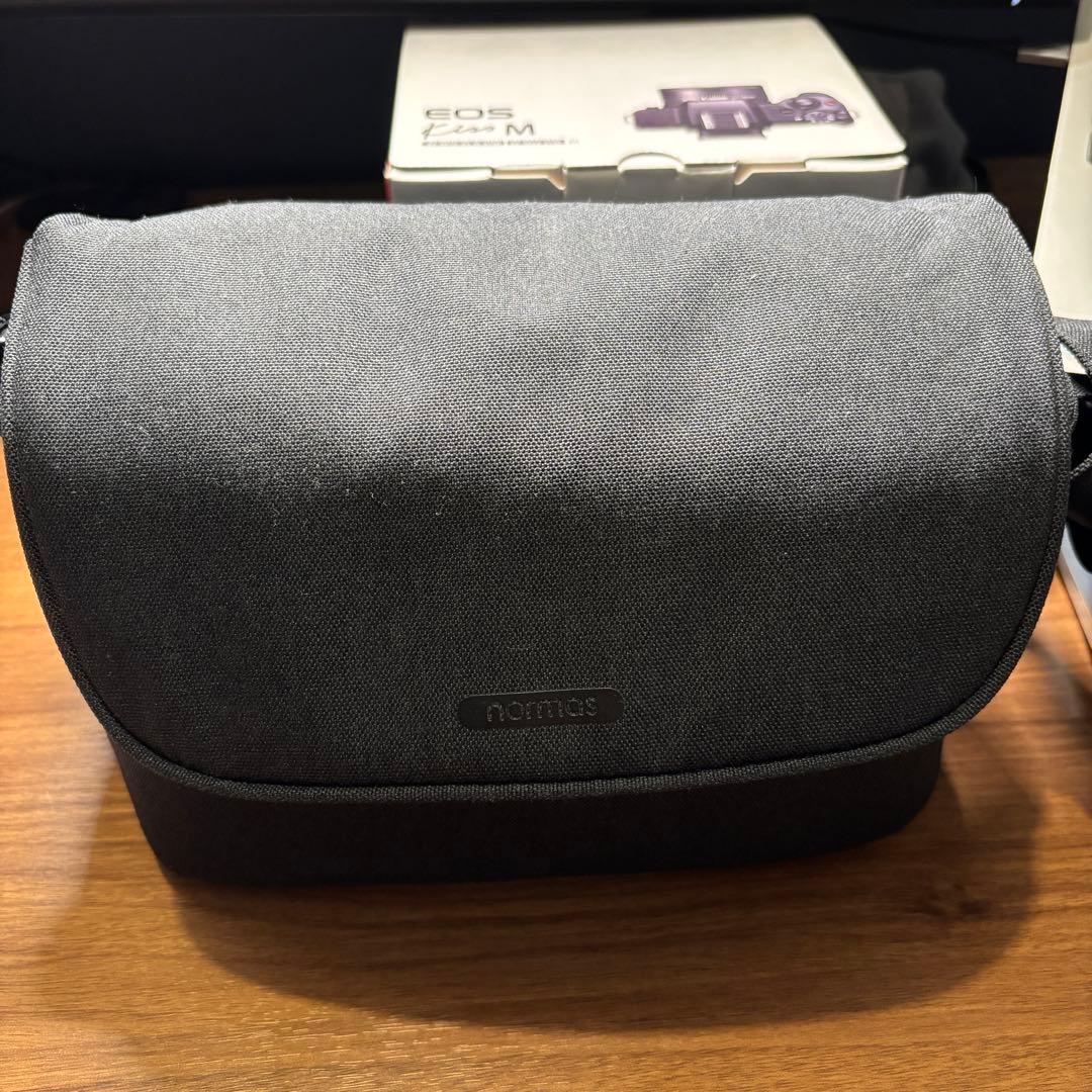 Canon EOS Kiss M ダブルレンズ＋アクセサリー