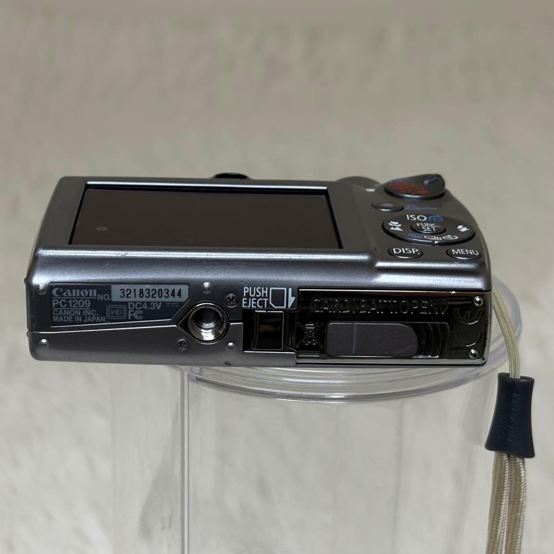 Canon カメラ　IXY 900IS PC1209 充電器　箱 コンデジ　可動