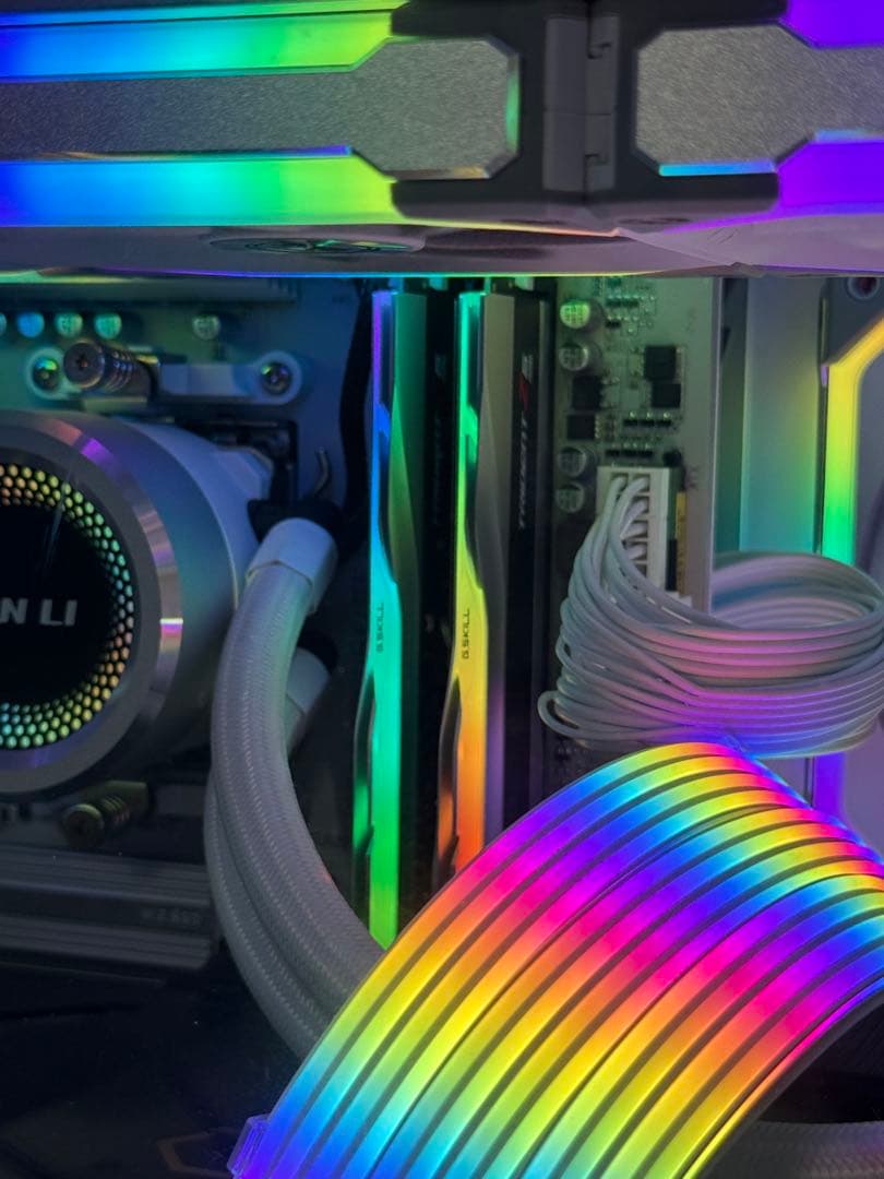 メモリー g.skill Trident Z RGB 32GB DDR5 6000mhz
