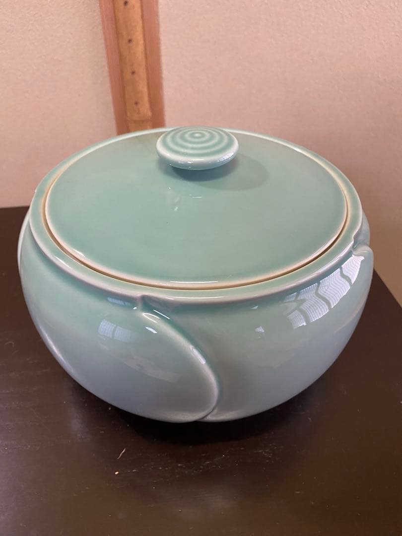 茶道具/水指 加藤藤山『捻梅』青磁 塗蓋　共箱