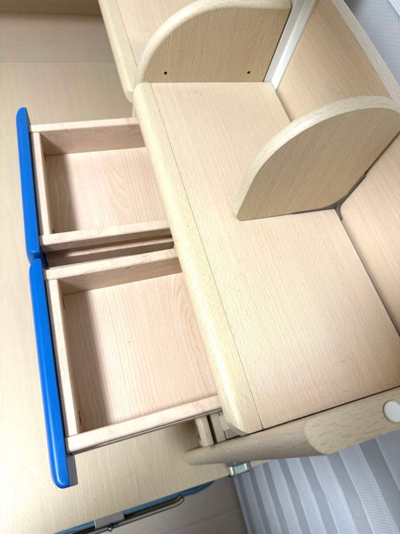 （大阪引取り限定）KOIZUMI L字型学習机とチェアセット