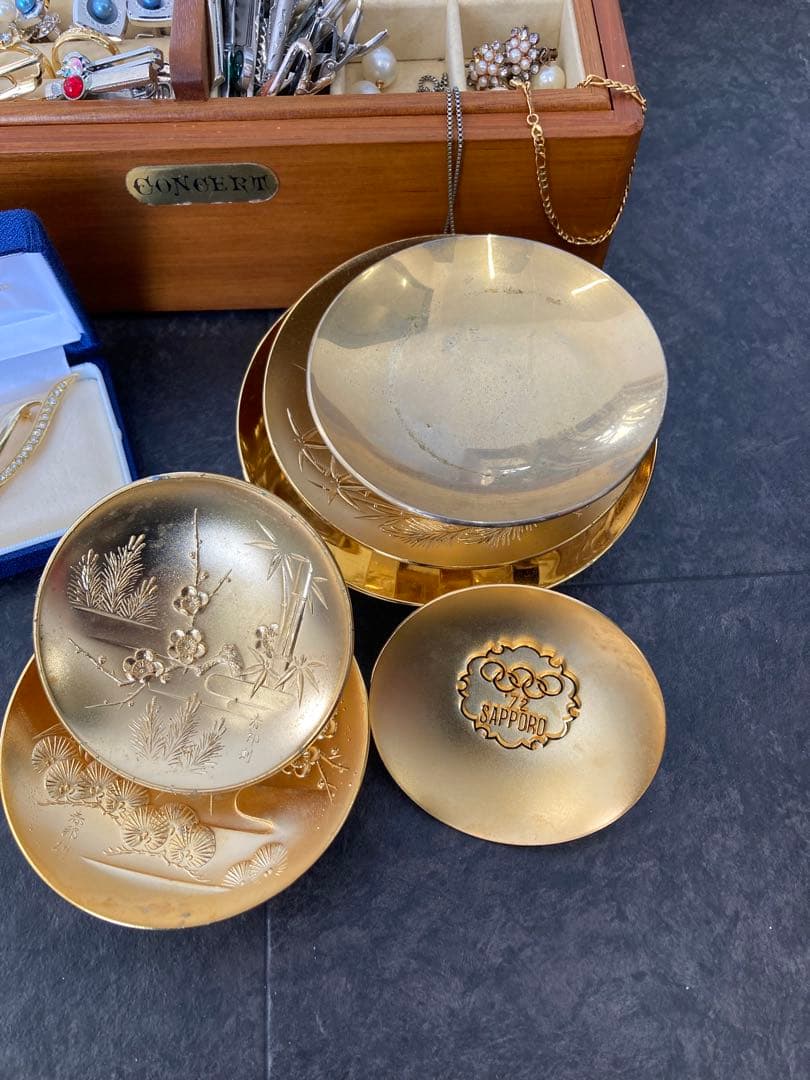 遺品整理 ネックレス 指輪 金杯 パール　ブローチ　腕時計　SEIKO