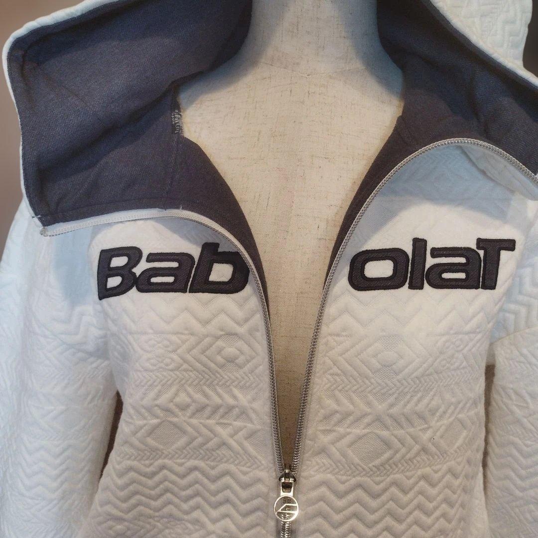 み*ん様 バボラ(Babolat)キルト風スウェットパーカーとスコート2点セット