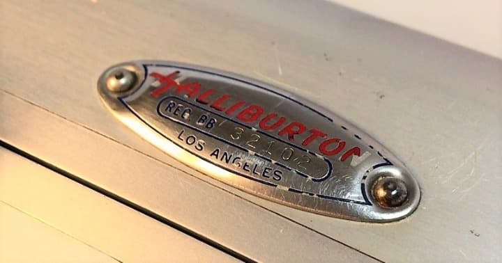 赤ハリ HALLIBURTON ゼロハリバートン ビンテージアタッシュケース