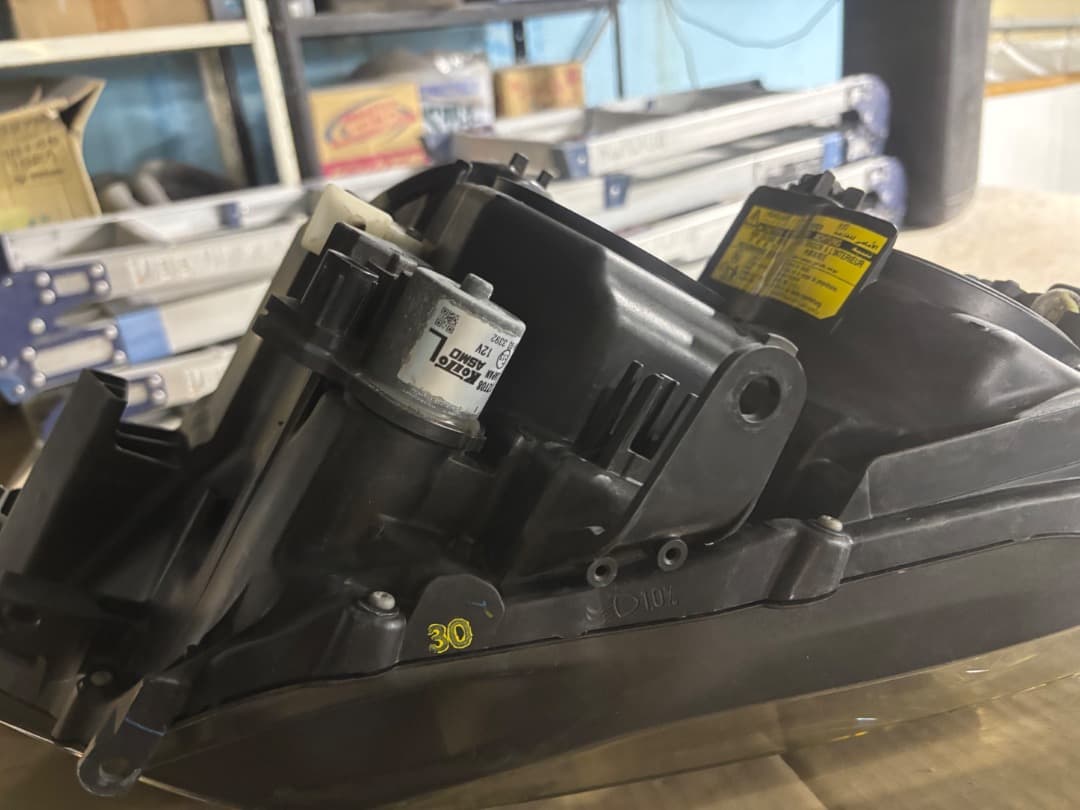 左 レクサス RX 350 ヘッドライト 10系