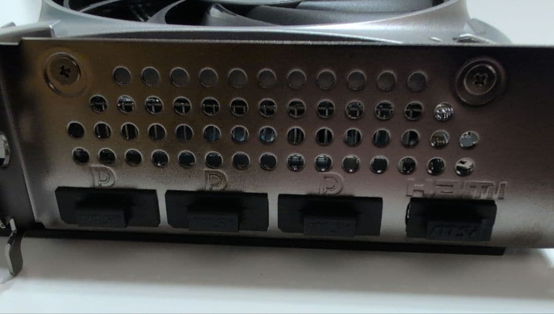 ほぼ新品　MSI GeForceRTX5060 8G VENTUS 2X OC