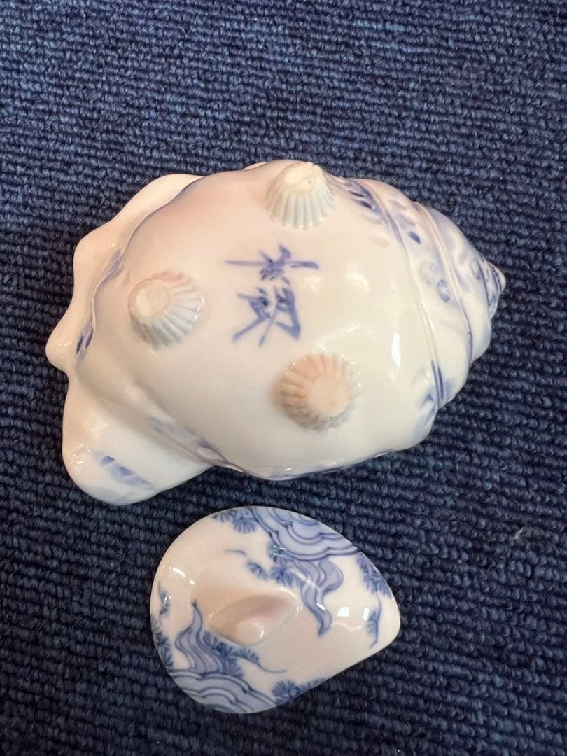 1215  希少　古伊万里(藍柿右衛門様式)染付唐子貝形蓋物　未使用
