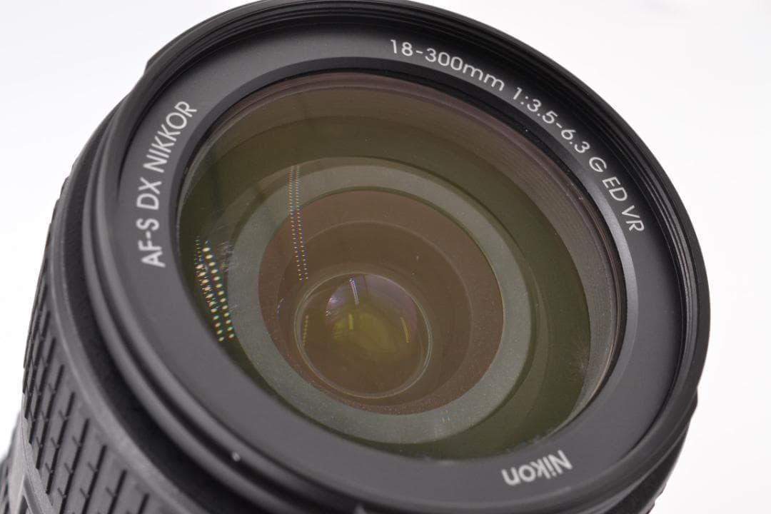 ■ 美品 ■ ニコン　Nikon AF-S 18-300mm ED VR