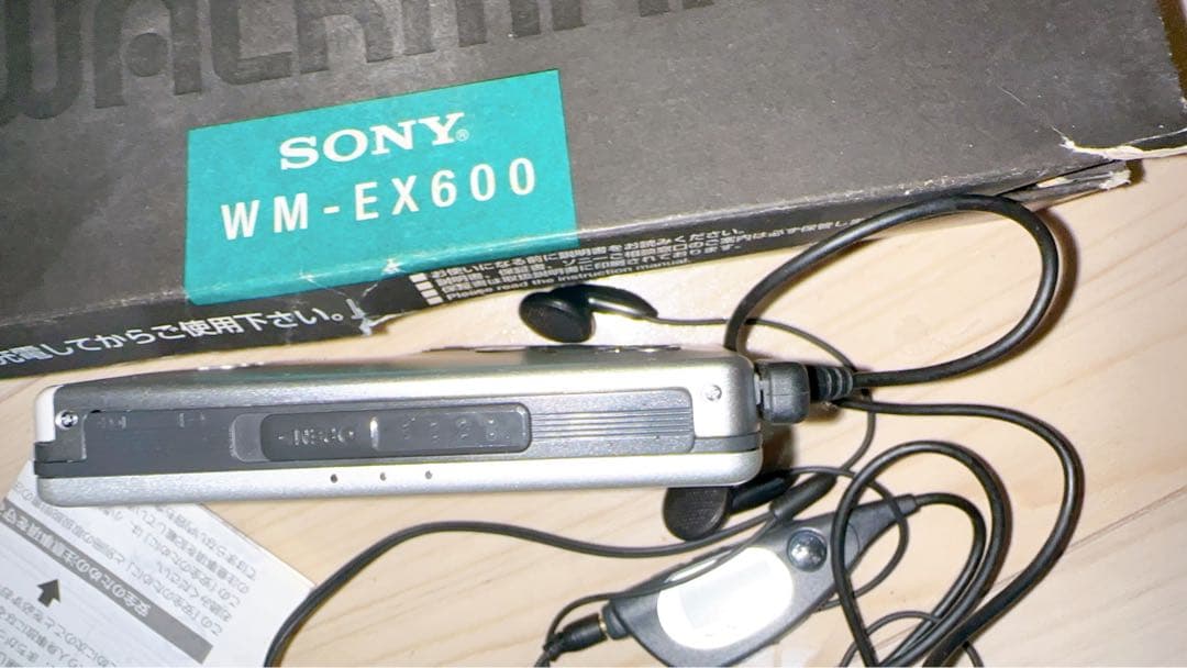 ジャンク　SONY カセットウォークマン WM-EX600 WALKMAN