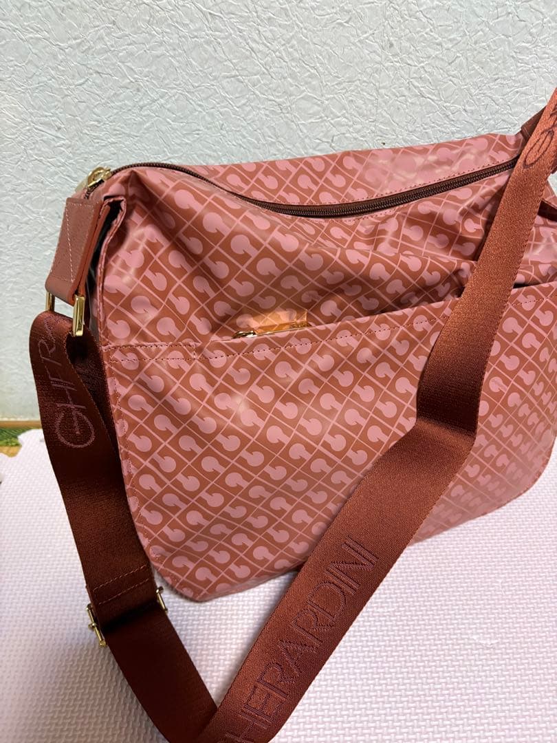 ゲラルディーニ☆ソフティ☆斜めがけショルダー☆GHERARDINI☆イタリア