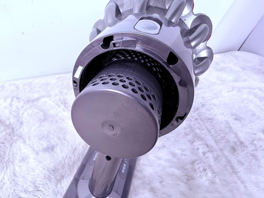 送料無料でお届け♪dyson V10 SV12 除菌清掃済みコードレスクリーナー