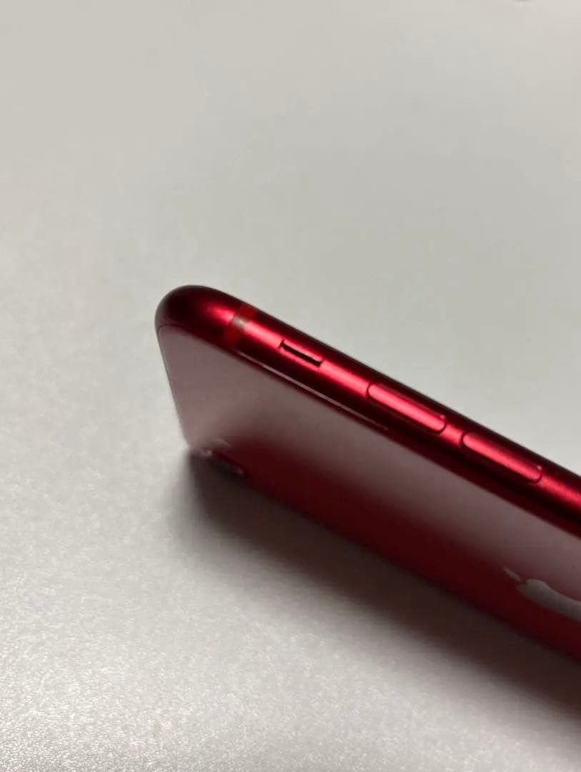 iPhoneSE第二世代　64GB