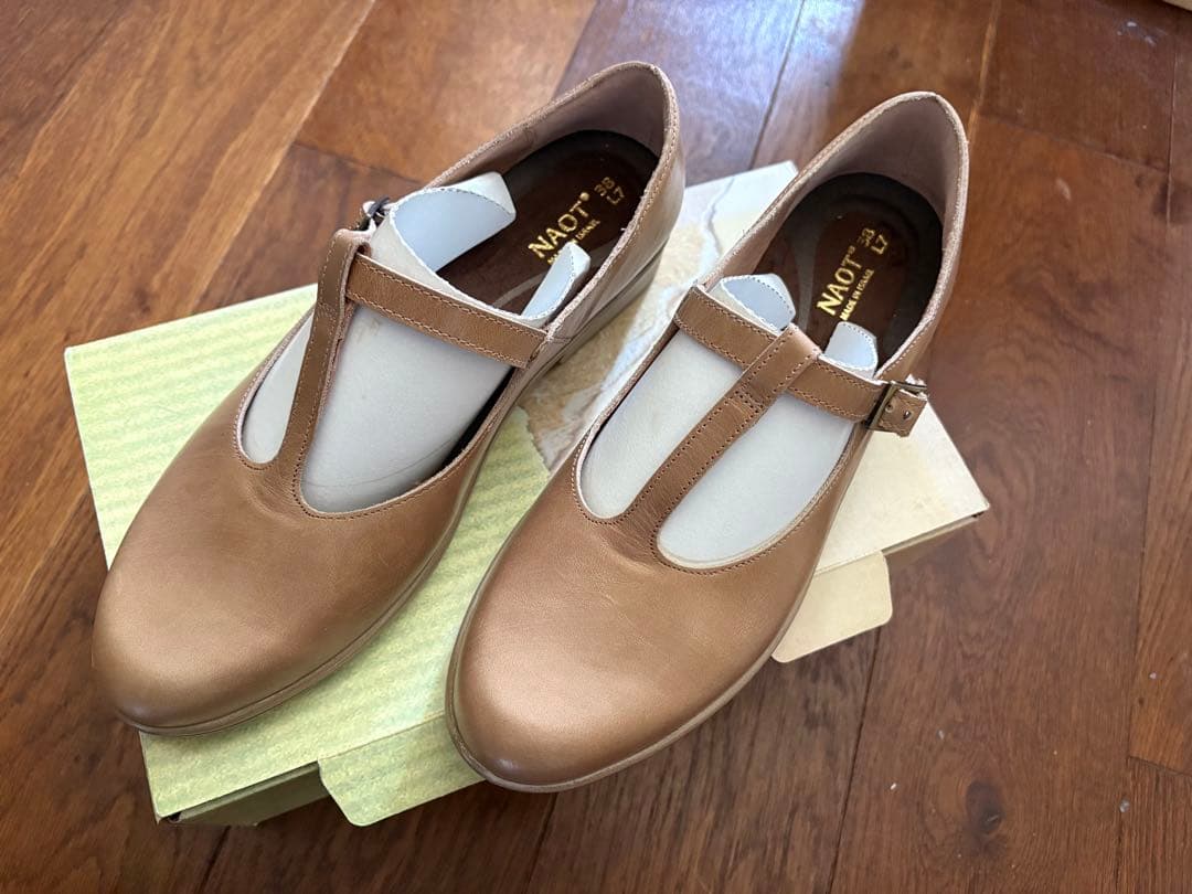 NAOT ナオト　Tストラップシューズ　TETE 新品