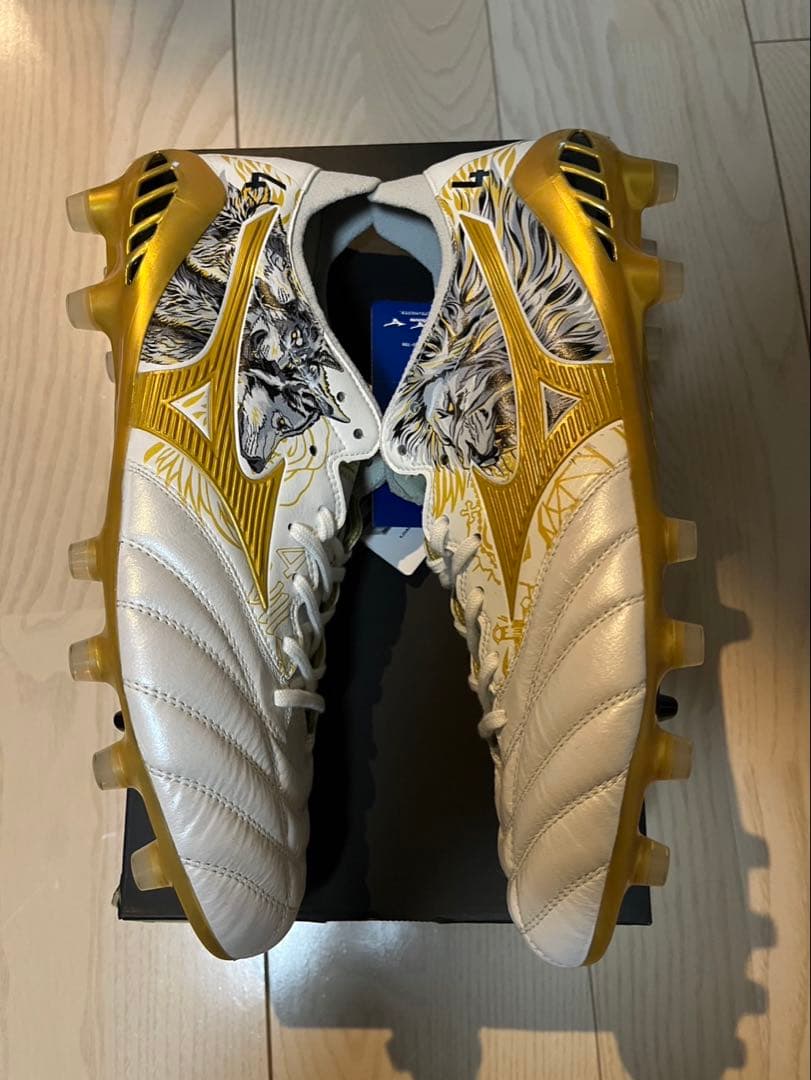 サッカースパイクモレリアネオ3