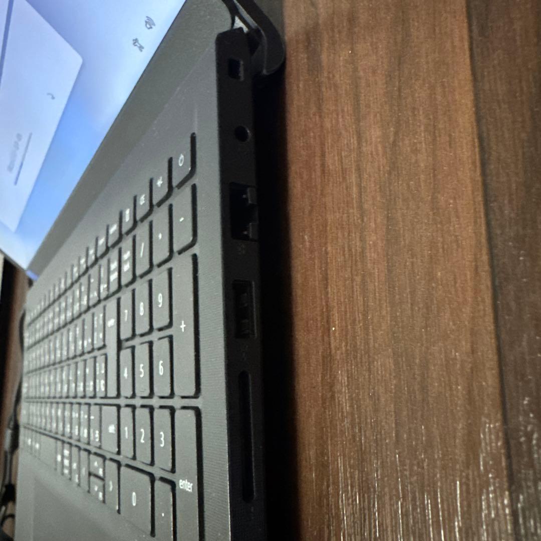 【美品】DELL Vostro 15 3515 / Ryzen 5 / 8GB