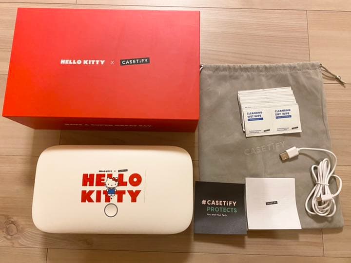 【CASETiFY】ケースティファイ　ハローキティ　コラボ　UVサニタイザー