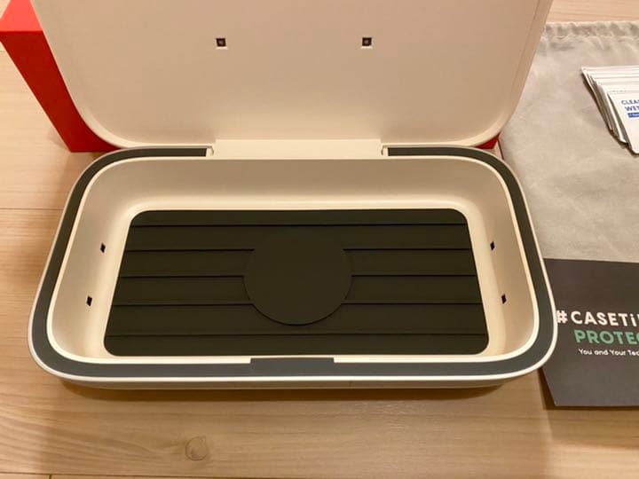 【CASETiFY】ケースティファイ　ハローキティ　コラボ　UVサニタイザー