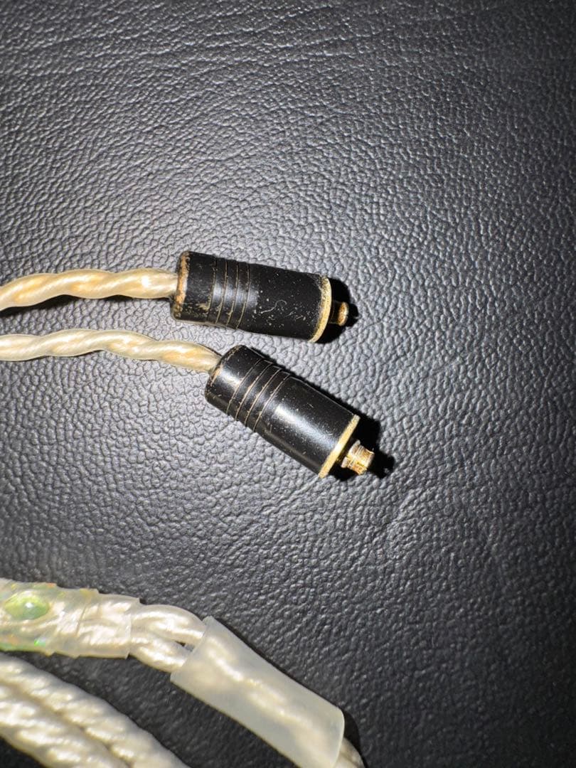 イヤホン Wagnus. frostysheep em MMCX 4.4mm