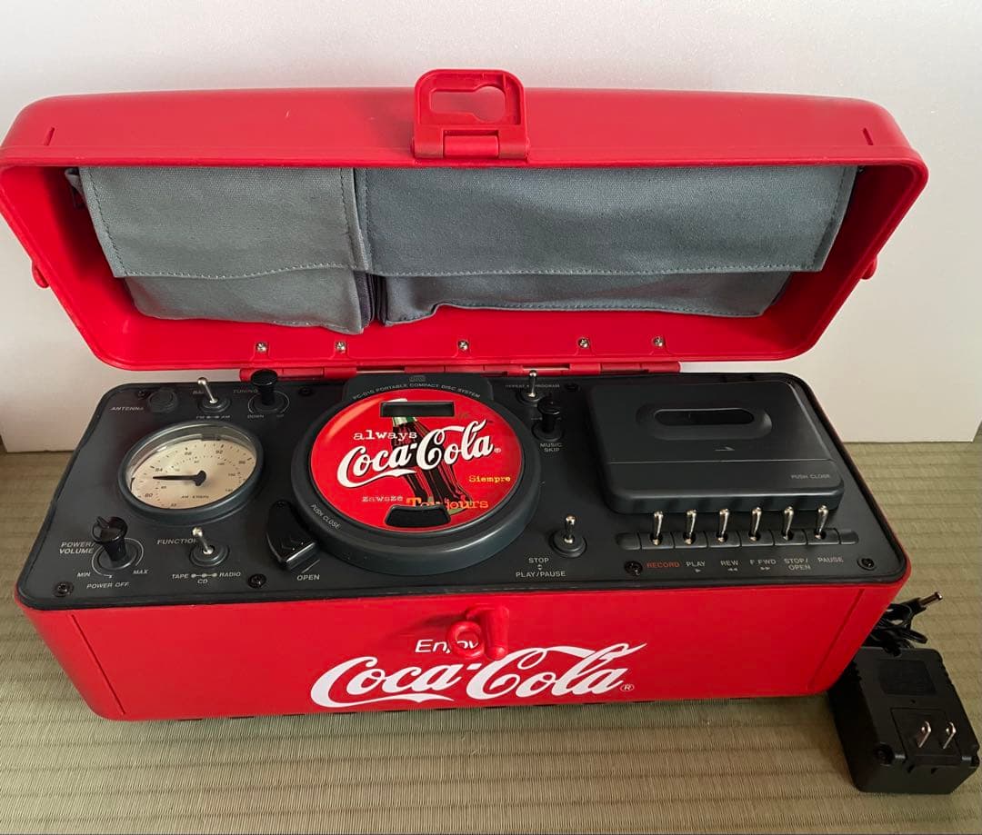 希少品コカコーラ 夏組 アウトドアCDラジカセ PC-D10 懸賞 非売品