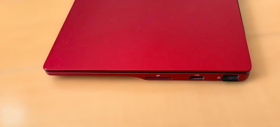 富士通 LIFEBOOK WU2/F3 レッド
