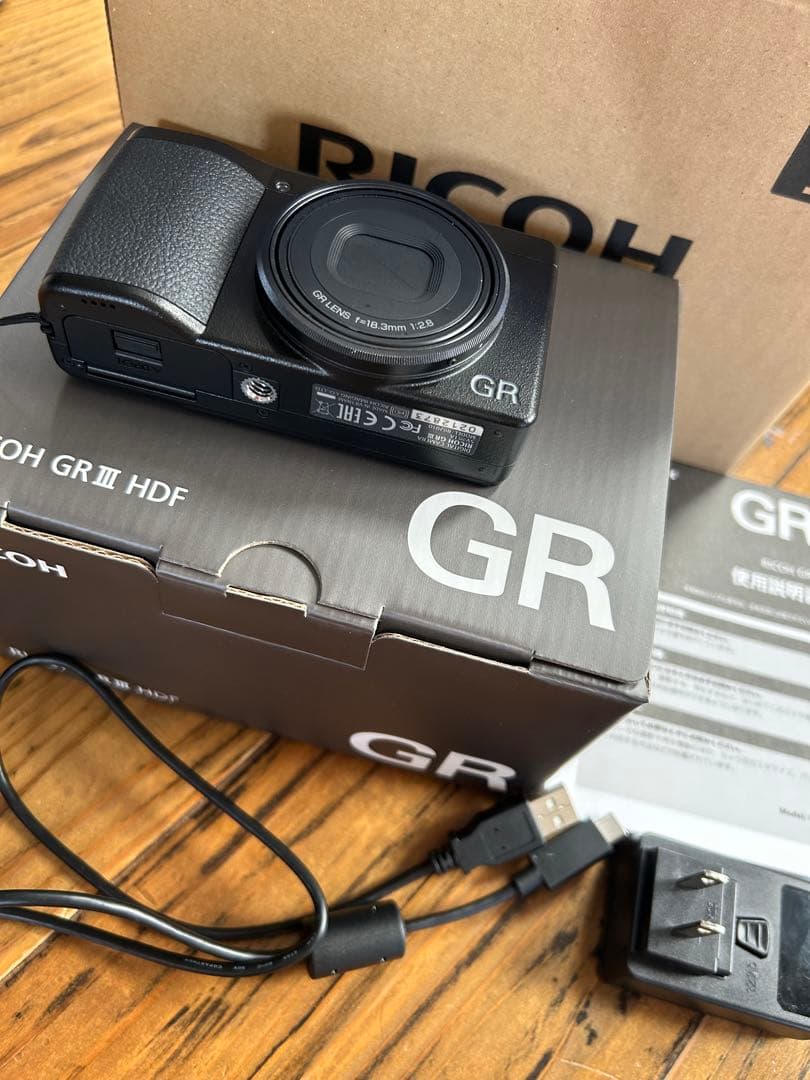 2025年8月購入　RICOH GR III HDFモデル